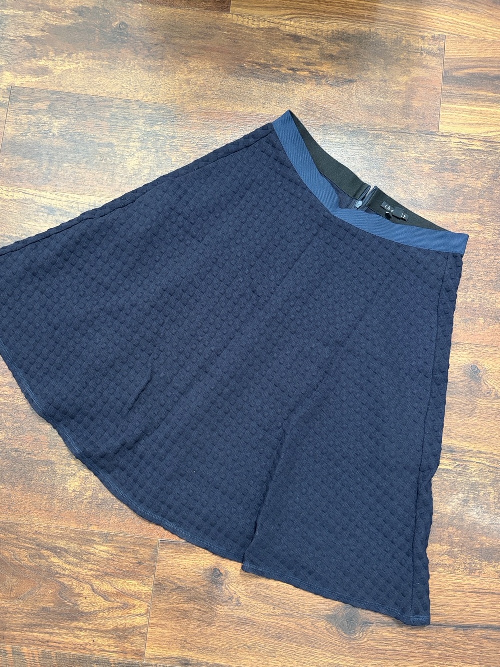 Theory Diamond knit jacquard skirt navy size small petite
